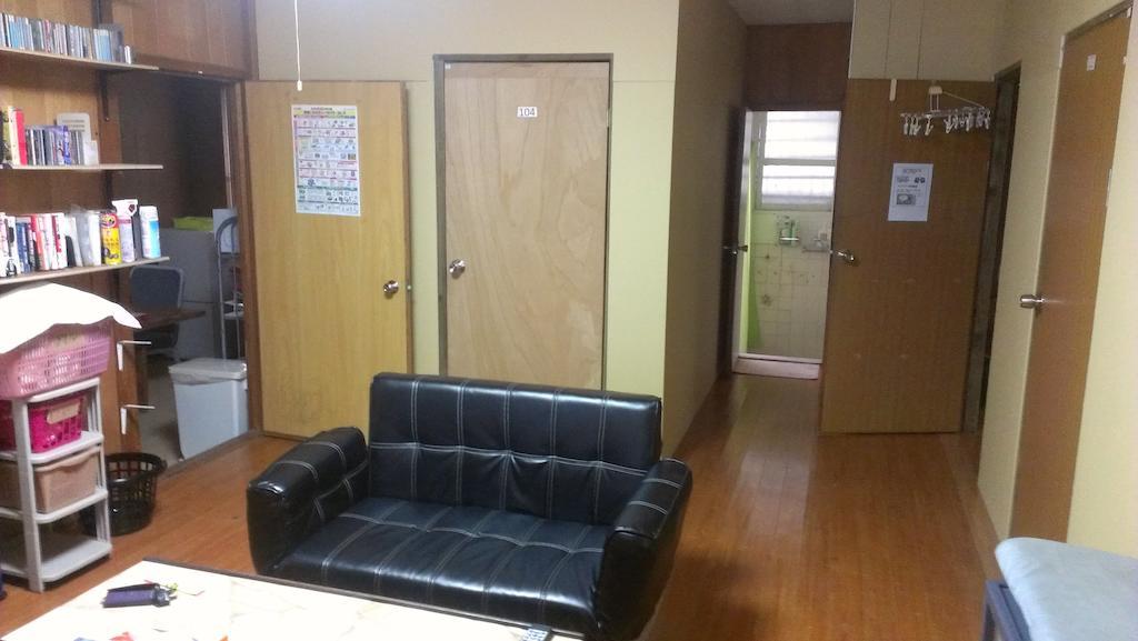 Koza Share House Hotel Okinawa Ngoại thất bức ảnh