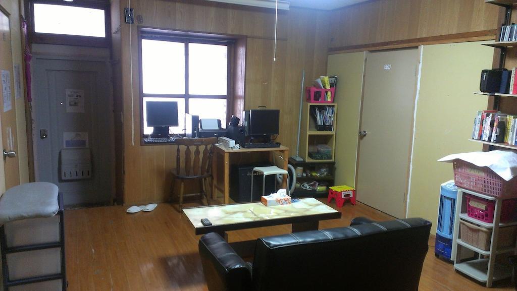 Koza Share House Hotel Okinawa Ngoại thất bức ảnh